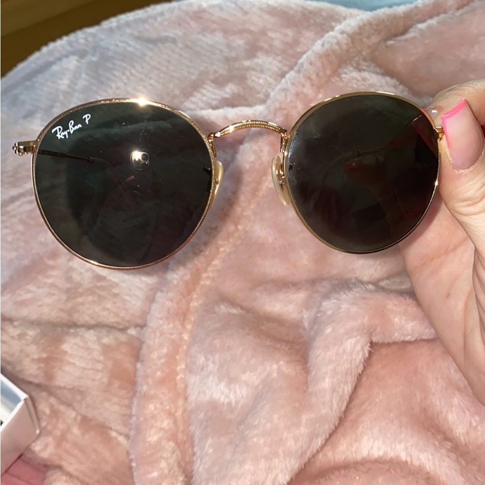 Ray-Ban ladies sunglasses